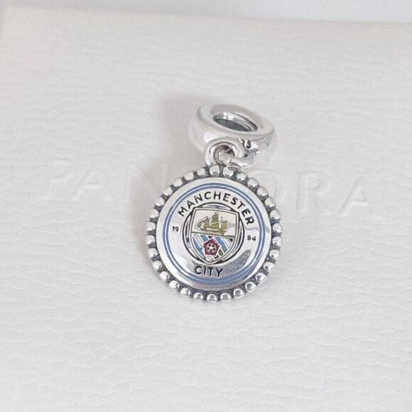 Pandora Manchester City Crest Exclusive Dangle Charm S925 Silver with box - Picture 3 of 8